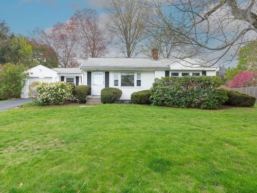 40 Dunster Rd, Framingham, MA, 01702-5611 | Card Image