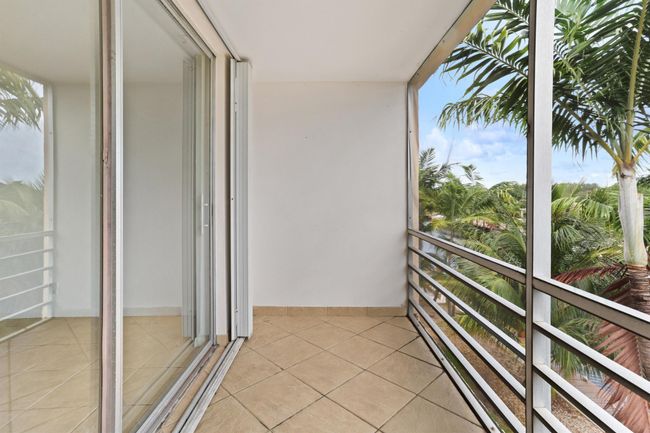 APT-367 - 4500 N Federal Hwy, Condo with 2 bedrooms, 2 bathrooms and null parking in Lighthouse Point FL | Image 14