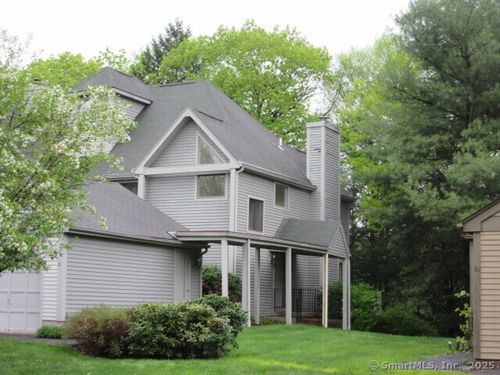 31 River Mead, Avon, CT, 06001-2063 | Card Image
