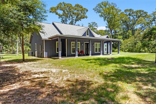 16735 Azalea Ln, Plantersville, TX, 77363-7841 | Card Image