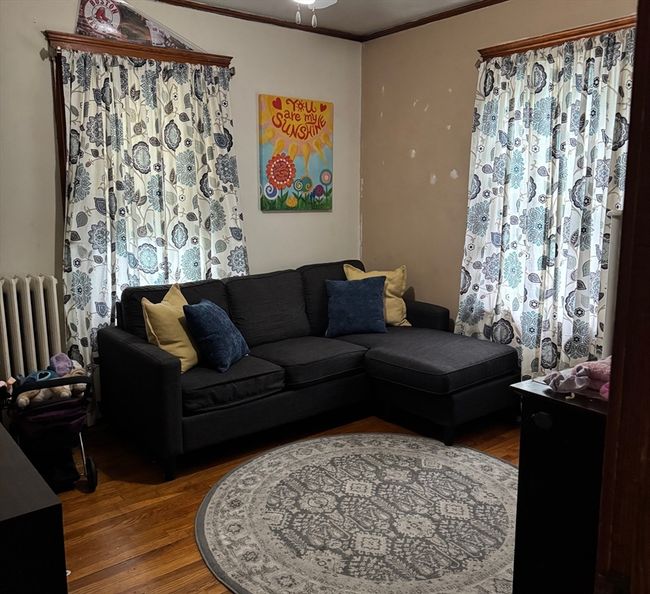 194 Fells Ave, House other with 3 bedrooms, 1 bathrooms and 4 parking in Medford MA | Image 11