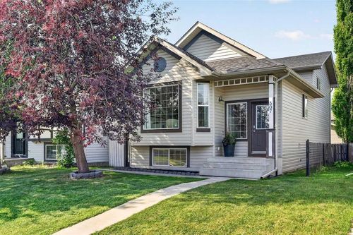 307 Covehaven View Ne, Calgary, AB, T3K5S4 | Card Image