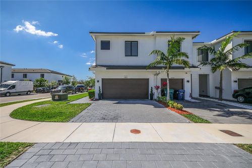 10902 Sw 232nd Ter, Homestead, FL, 33032-6305 | Card Image