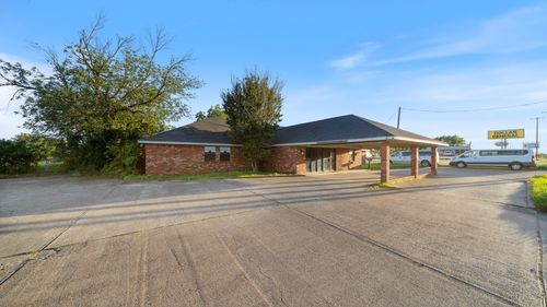 1409 W South Commerce St, Wills Point, TX, 75169-2371 | Card Image