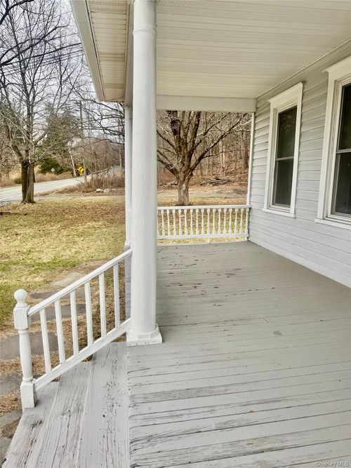 82 State St, Otisville, NY, 10963-2360 | Card Image