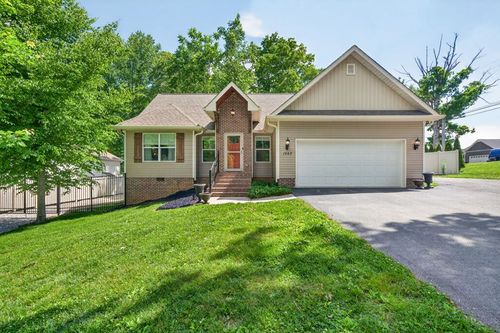 1543 Heritage Cir, Cookeville, TN, 38506-5942 | Card Image