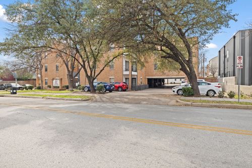 apt-308-203 E 31st St, Austin, TX, 78705-3072 | Card Image