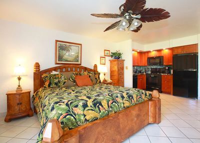 C107 - 3543 Lower Honoapiilani Rd, Condo with 0 bedrooms, 1 bathrooms and null parking in Lahaina HI | Image 1