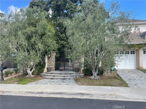 19 Bridgeport Road, Newport Coast, CA, 92657 | Card Image