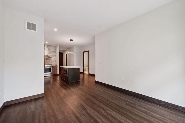 APT-204 - 253 Lake St E, Condo with 1 bedrooms, 1 bathrooms and null parking in Wayzata MN | Image 14