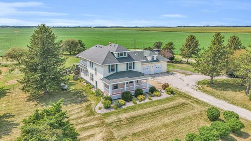 2075 N State Route 115, Thawville, IL, 60968-9745 | Card Image