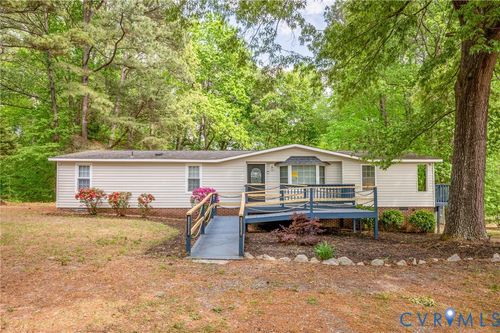 9975 Grove Ct, Gloucester, VA, 23061-2921 | Card Image