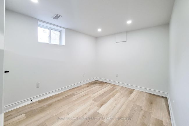56 Moxley Dr, House other with 6 bedrooms, 4 bathrooms and 5 parking in Hamilton ON | Image 28