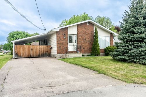 149 Town Line Rd, Pembroke, ON, K8A2H2 | Card Image