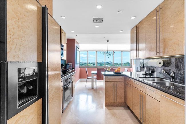 APT-543 - 151 Crandon Blvd, Condo with 3 bedrooms, 3 bathrooms and null parking in Key Biscayne FL | Image 15
