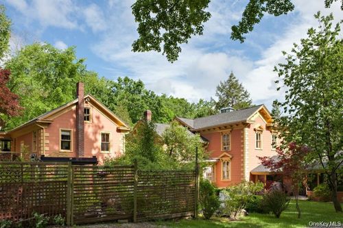 215-217 Old Route 22, Pawling, NY, 12564-3217 | Card Image