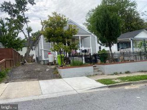 3420 40th Ave, BRENTWOOD, MD, 20722-2106 | Card Image