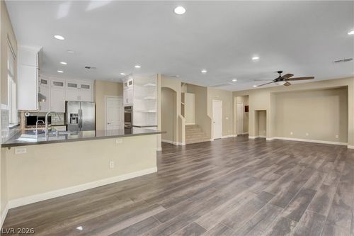 338 Shimmering Moon St, Henderson, NV, 89015-2440 | Card Image