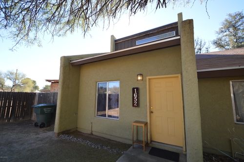 1652 N Belvedere Ave, Tucson, AZ, 85712-3424 | Card Image
