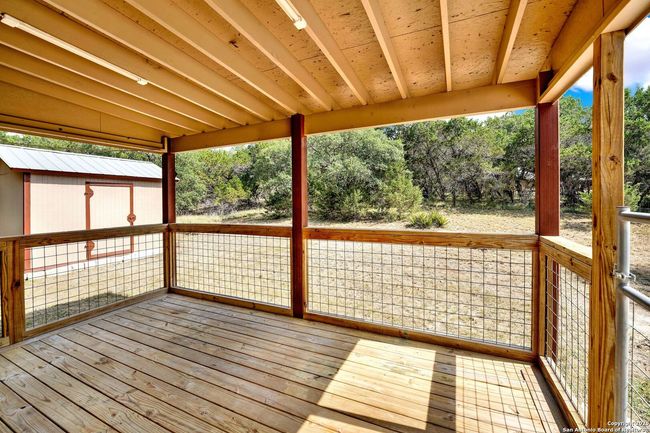 3363 English Crossing Rd, House other with 3 bedrooms, 4 bathrooms and null parking in Bandera TX | Image 32