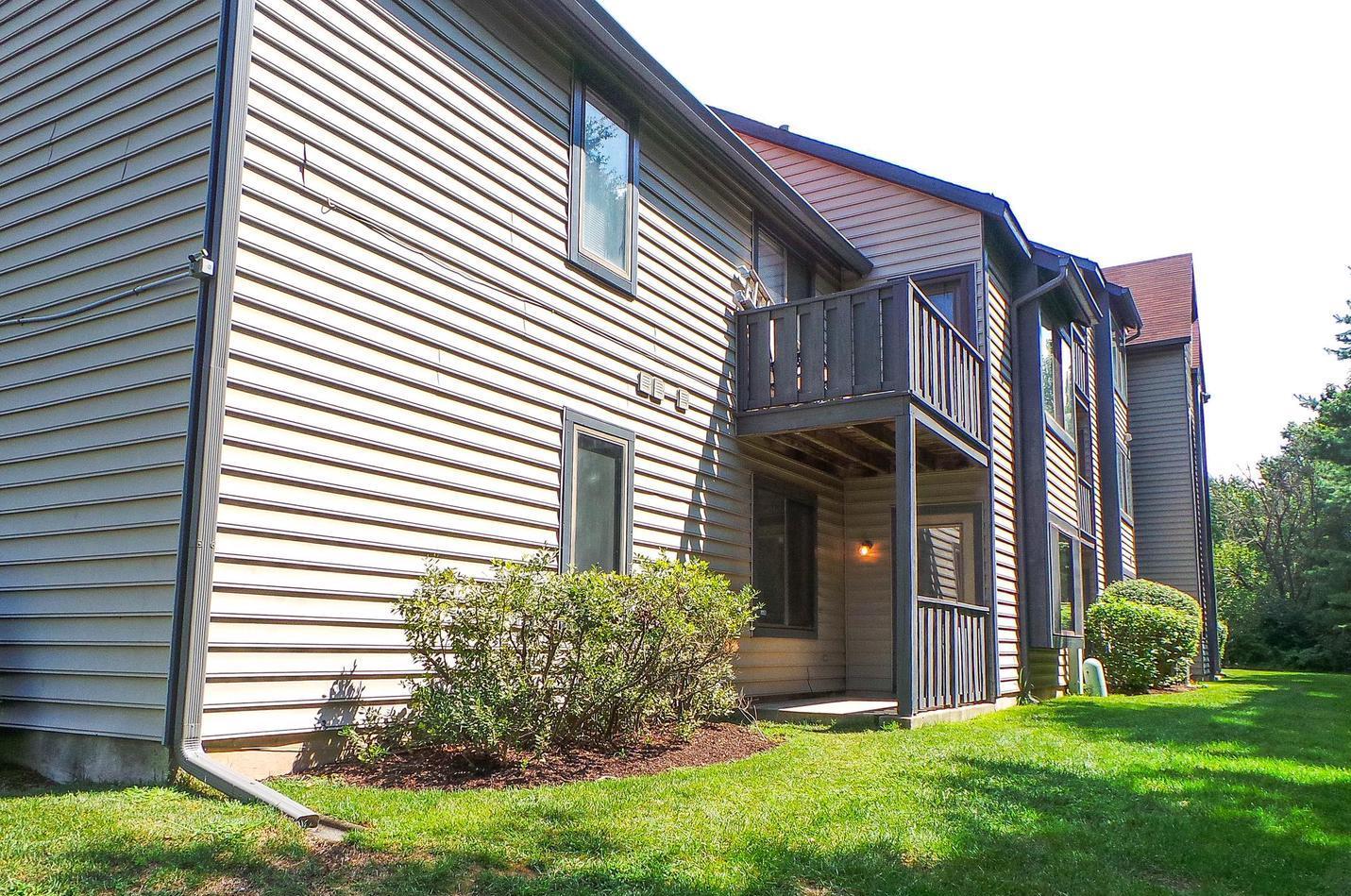 Residential Lease in MOUNT LAUREL 5