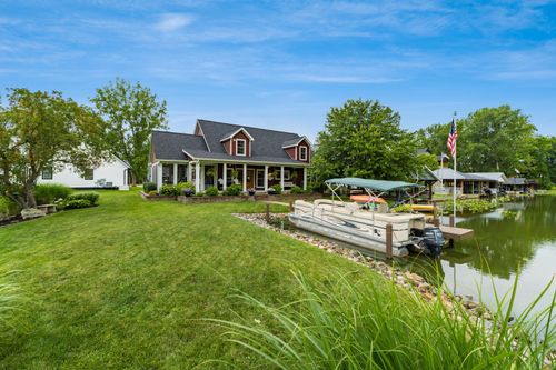 10230 Canoe Ln, Thornville, OH, 43076-9033 | Card Image