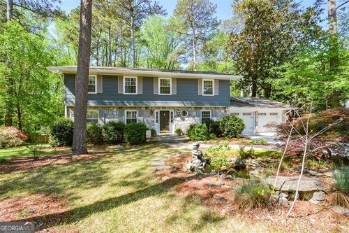 4400 Huntington Cir, Dunwoody, GA, 30338-6643 | Card Image