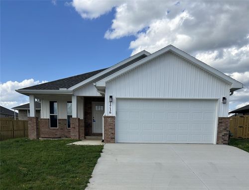 1716 Farmer St, Pea Ridge, AR, 72751-3230 | Card Image
