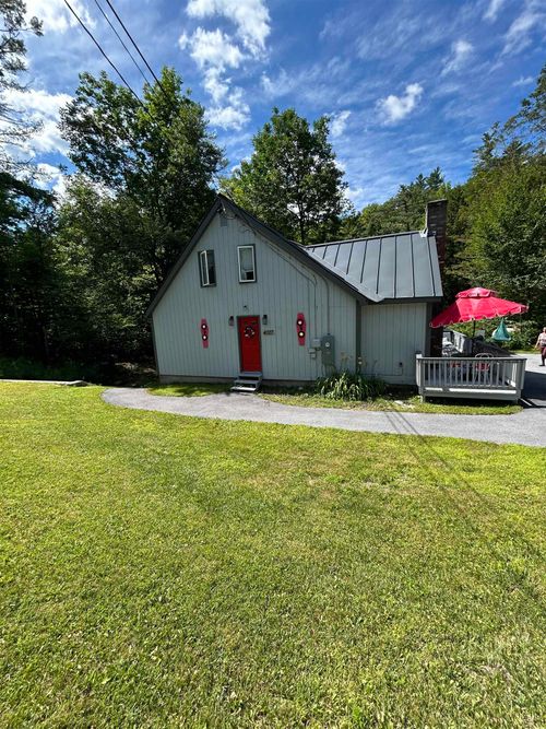 4027 Route 100, Wardsboro, VT, 05355-8400 | Card Image