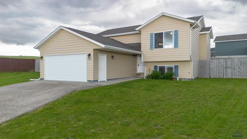755 Bear Tooth Ct, Box Elder, SD, 57719-8202 | Card Image