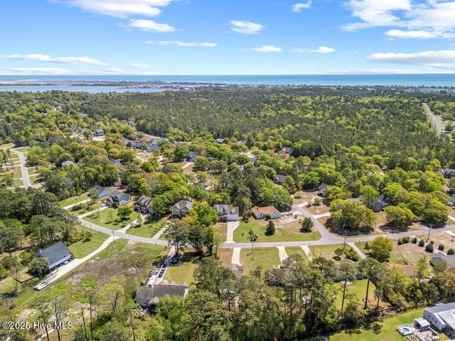 309 Chadwick Shores Dr, House other with 3 bedrooms, 4 bathrooms and 2 parking in Sneads Ferry NC | Image 39