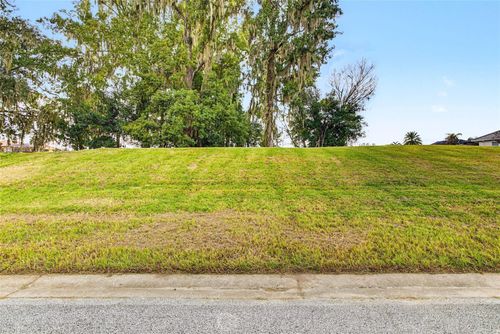 13620 Carnoustie Cir, DADE CITY, FL, 33525 | Card Image