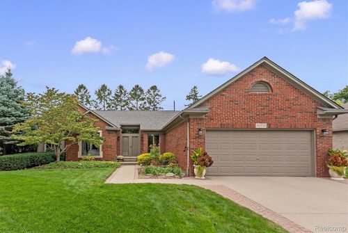 35875 Hawthorne Drive, Clinton Charter Township, MI, 48035 | Card Image
