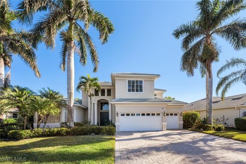 5011 Cerromar Dr, NAPLES, FL, 34112-7922 | Card Image