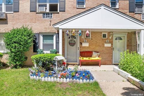 6-130 Glenwood Ave, Yonkers, NY, 10703-2642 | Card Image