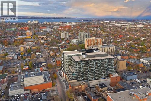 1318-212 King William St, Hamilton, ON, L8R0A7 | Card Image