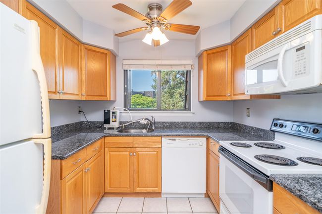 5 - 7 Briarcliff Dr S, Condo with 2 bedrooms, 2 bathrooms and 1 parking in Ossining NY | Image 9