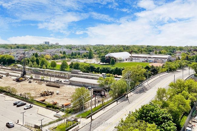 1012 - 286 Main St, Condo with 2 bedrooms, 2 bathrooms and null parking in Toronto ON | Image 30