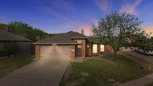 809 Mr Haney Dr, Midlothian, TX, 76065-2571 | Card Image