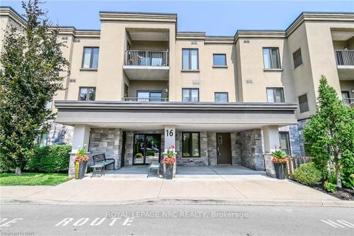 203-16 Sullivan Ave, Thorold, ON, L2V2Y2 | Card Image