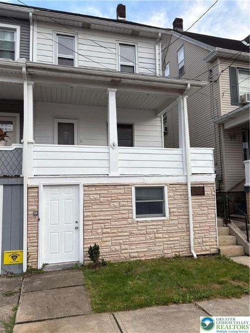 6 E Abbott St, Lansford, PA, 18232-2010 | Card Image