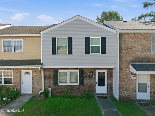 102 Villa Dr, Jacksonville, NC, 28546-7417 | Card Image