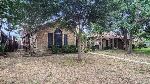 6908 Bentley Ave, Fort Worth, TX, 76137-3312 | Card Image