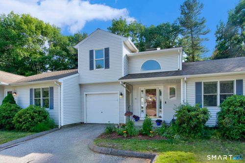 40-40 Cheyenne Ct, Marlborough, CT, 06447-1355 | Card Image