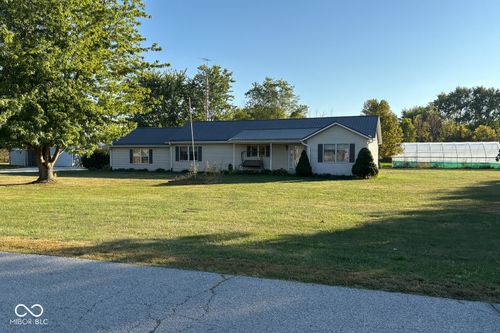 211 E State St, New Ross, IN, 47968-8086 | Card Image