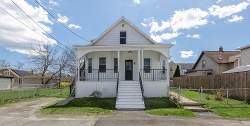 6 Grant Street, Acushnet, MA, 02743 | Card Image