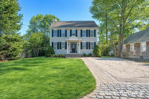 1175 9th St, Greenport, NY, 11944-1712 | Card Image