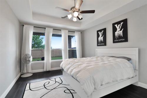 925 Spring Falls Dr, McKinney, TX, 75071-3564 | Card Image