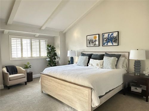 1 Windsong Ct, Newport Beach, CA, 92663 | Card Image