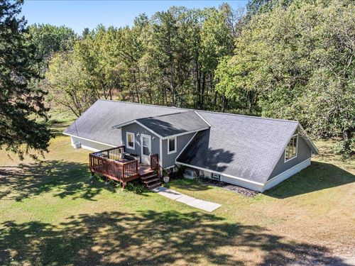 716 Cedar Ln, Motley, MN, 56466-9099 | Card Image